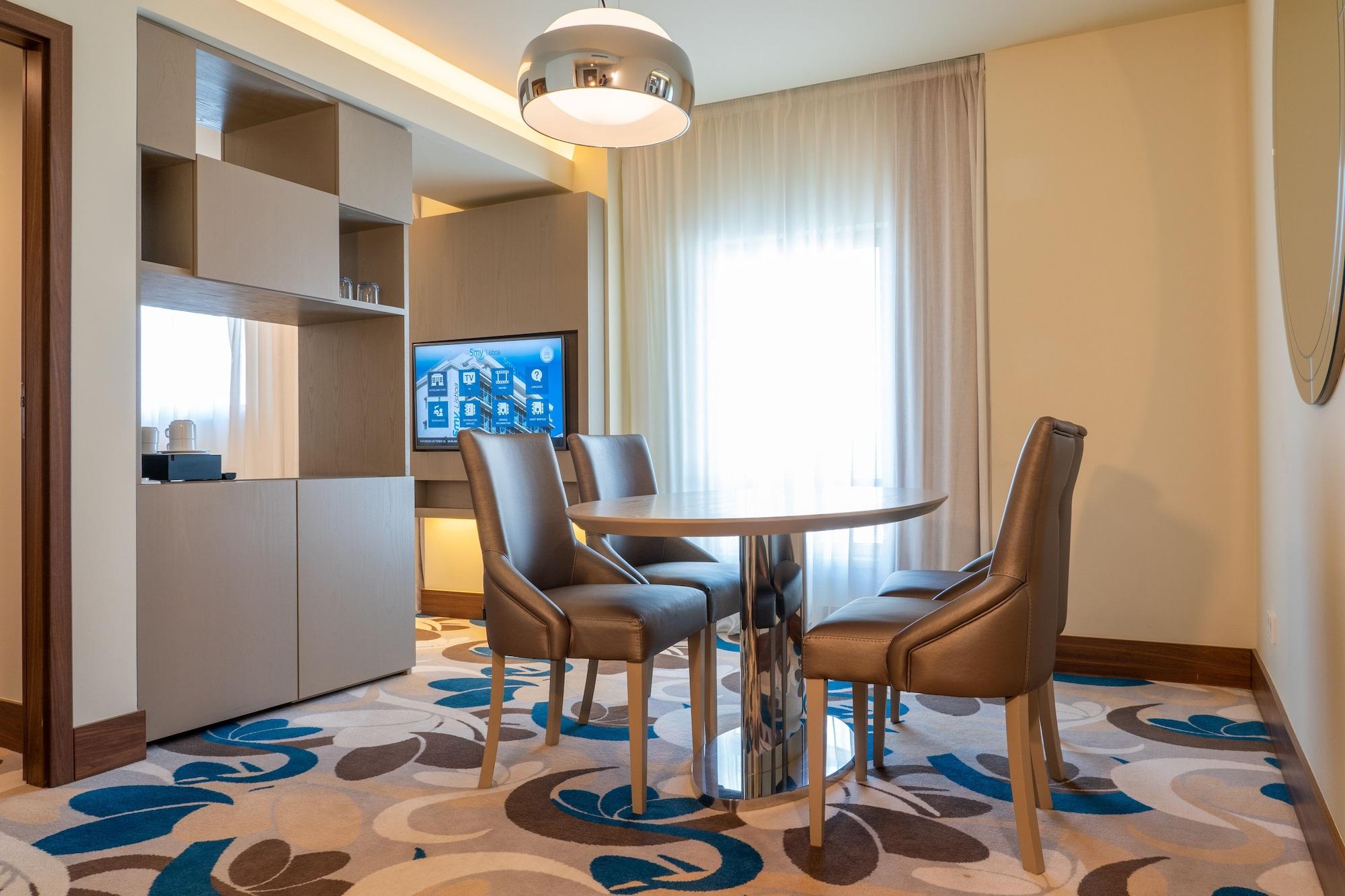 Smy Hotel 4*