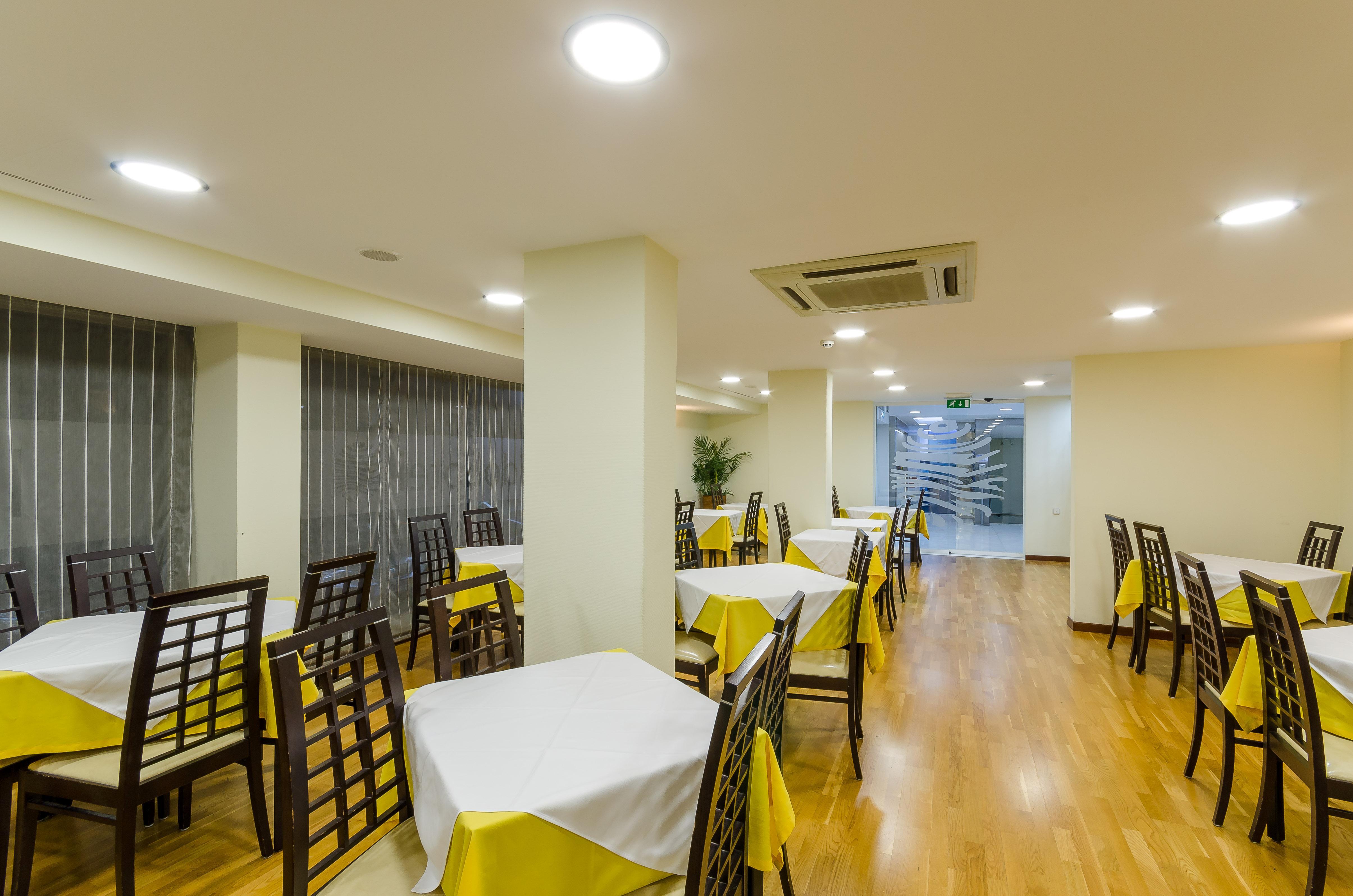 Lido Hotel 3*