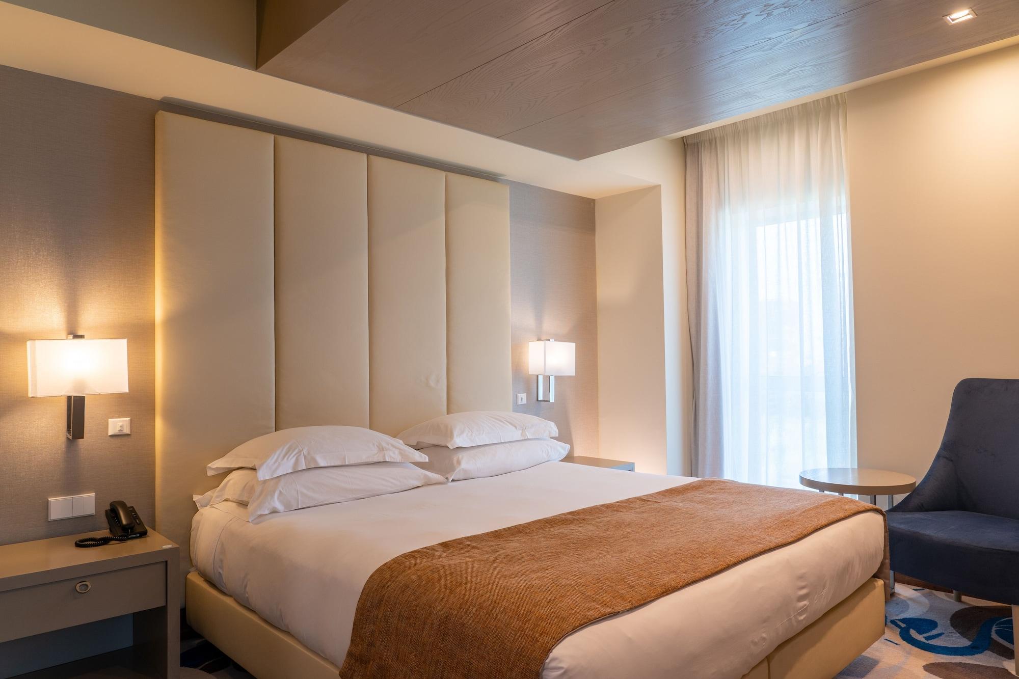 Hotel Smy 4*