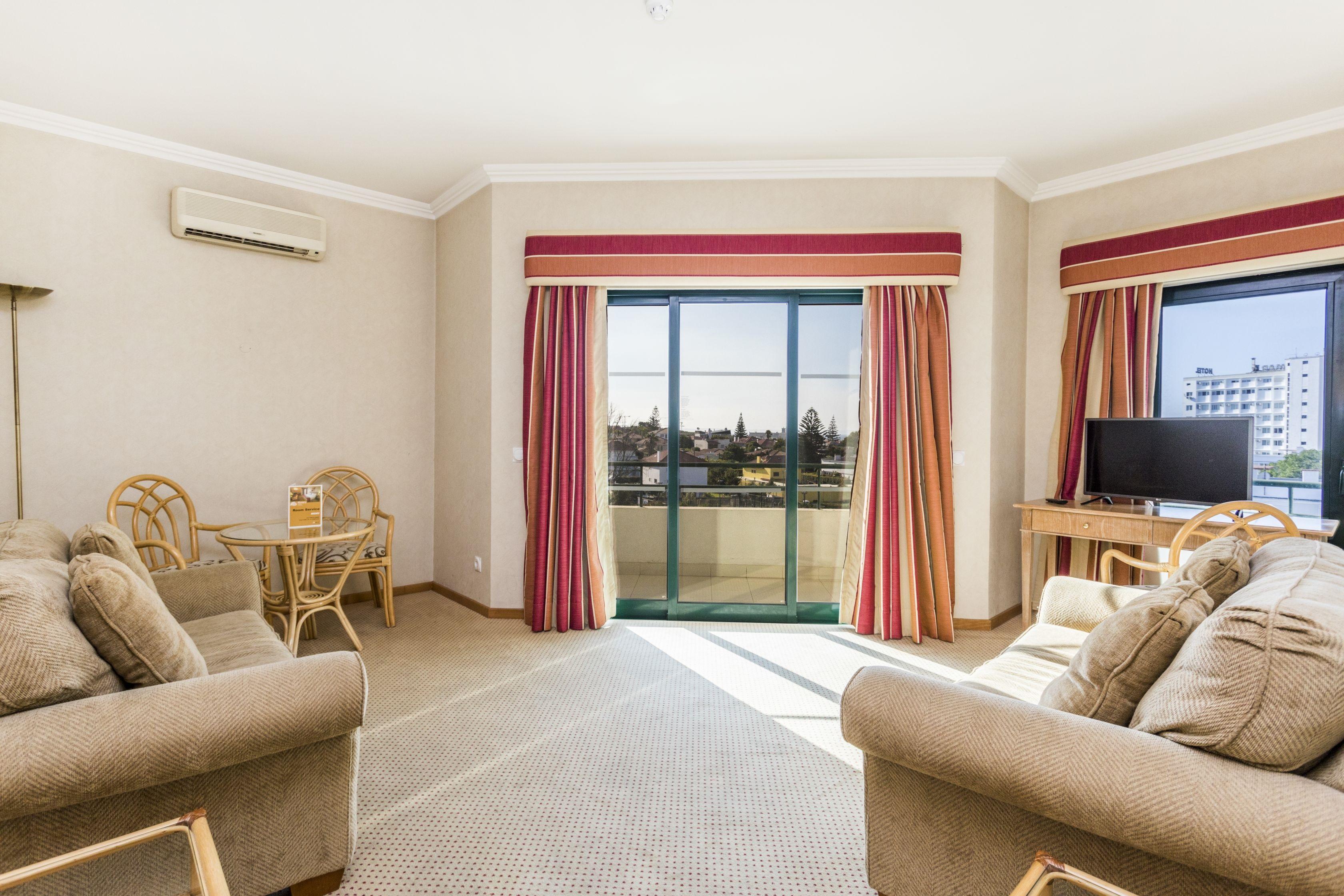 Hotel Riviera 4*