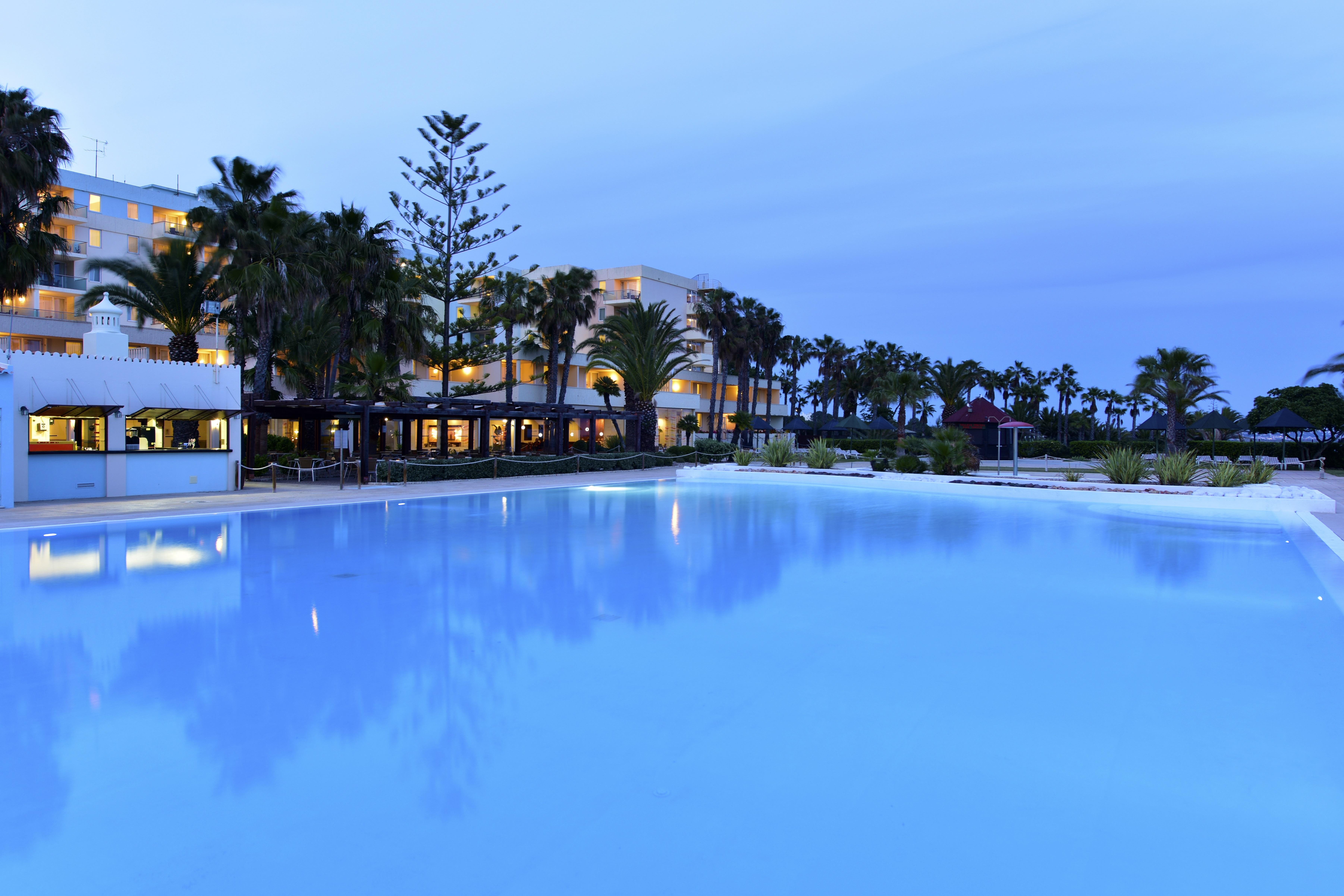 Pestana Viking & Armacao de Pera