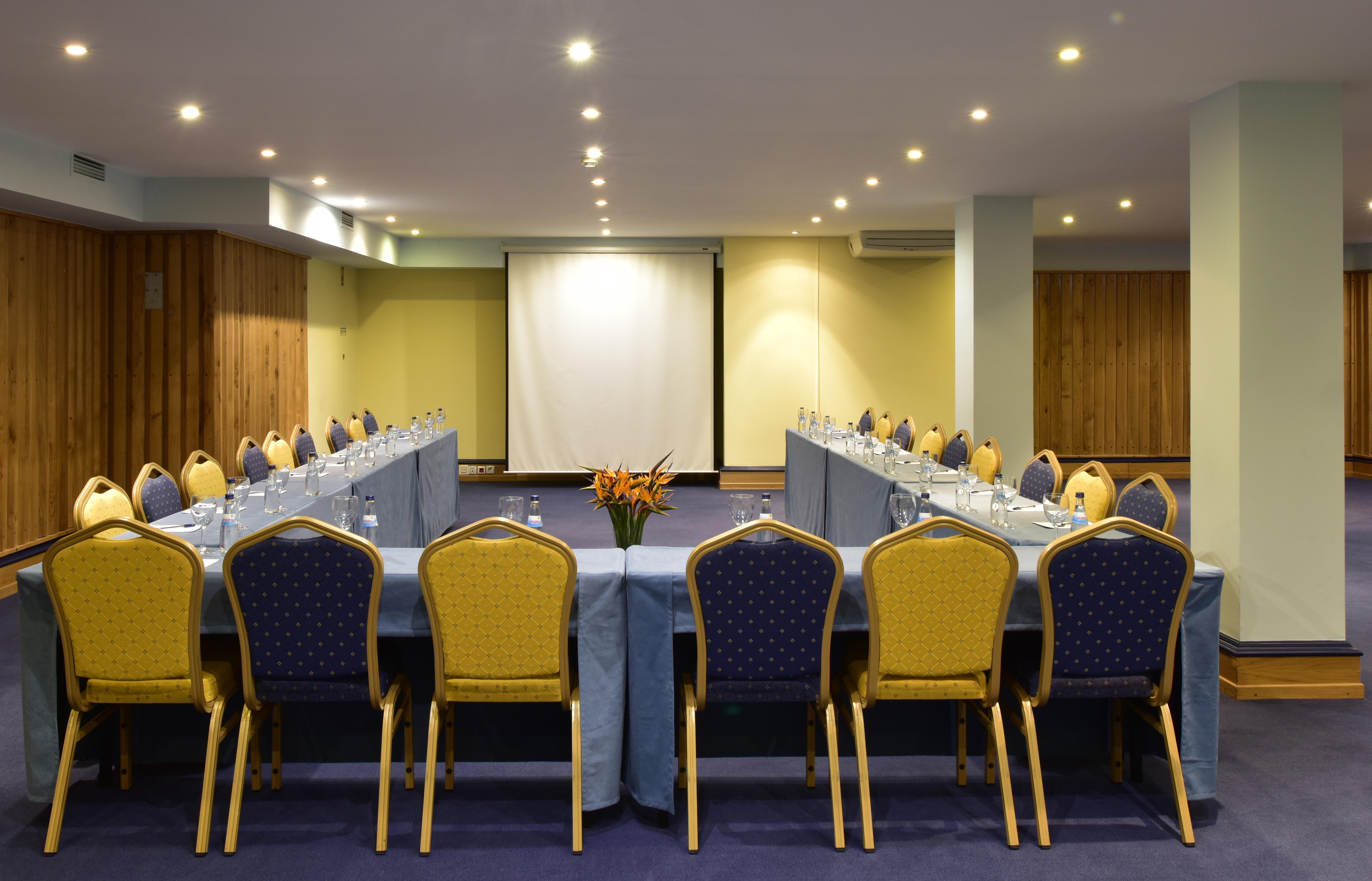 Pestana Viking & Armacao de Pera