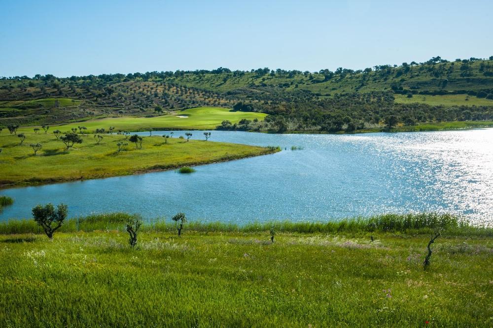 Nau Morgado Golf & Country Club