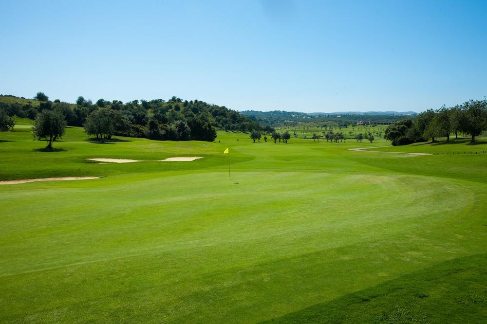 Nau Morgado Golf & Country Club 4*