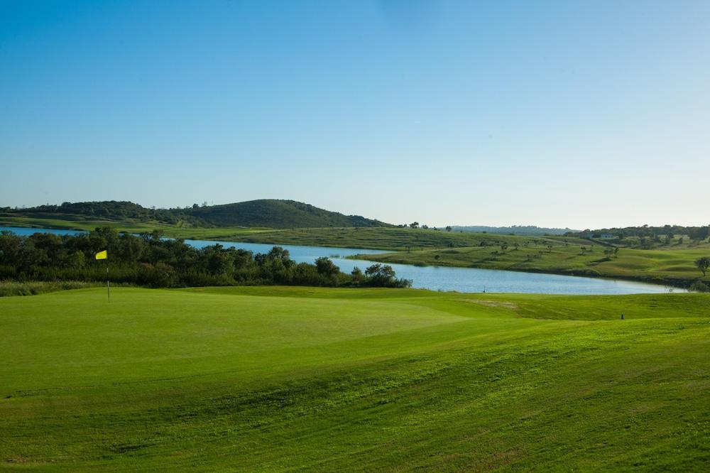 Hotel Nau Morgado Golf & Country Club 4*