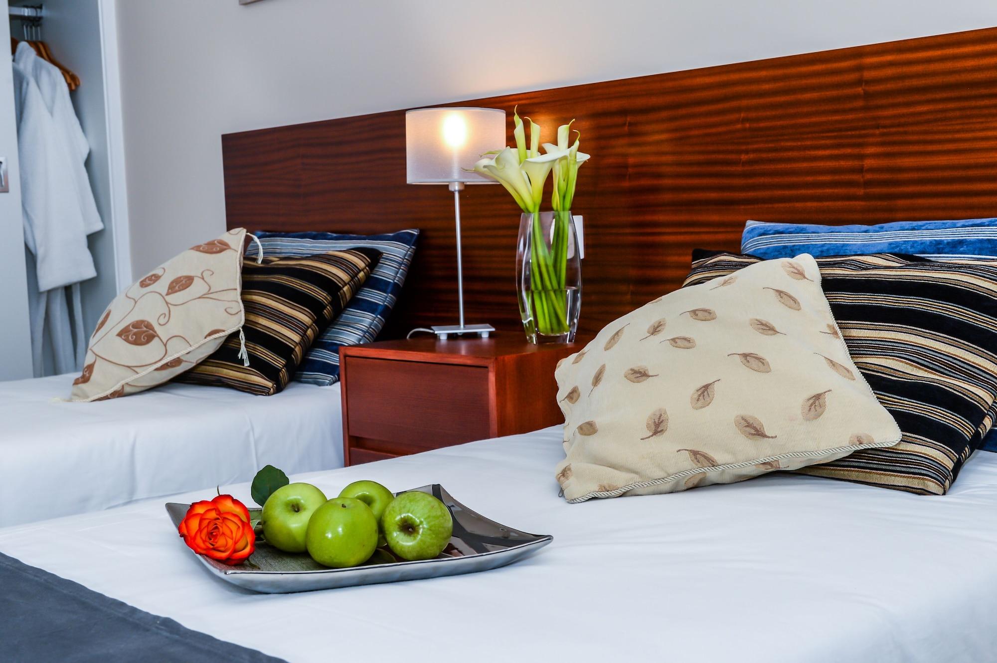 Duas Torres 4* Funchal (Madeira)