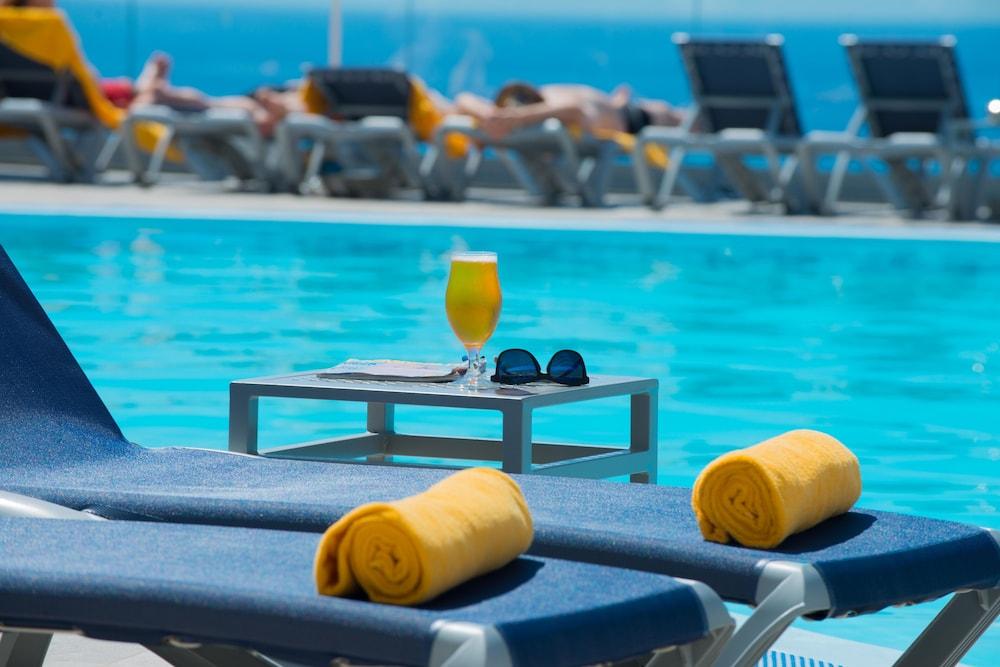 Duas Torres 4* Funchal (Madeira)