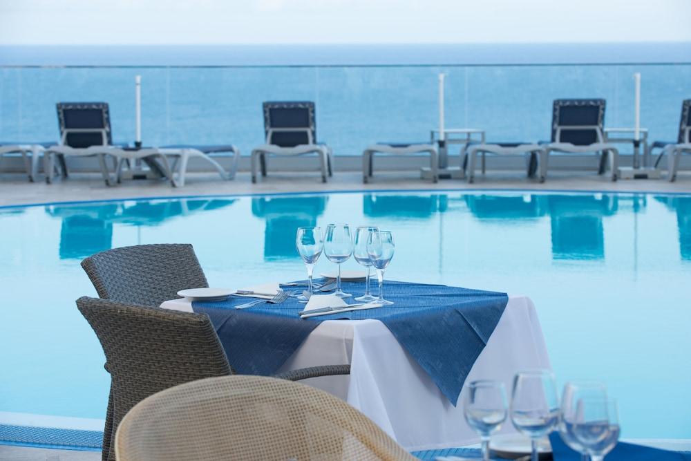 Aparthotel Duas Torres 4*