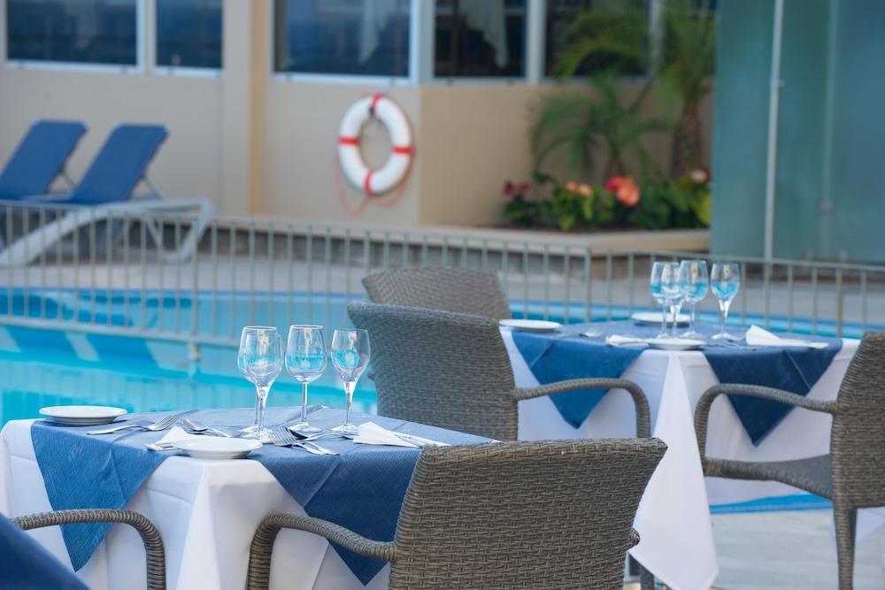 Duas Torres 4* Funchal (Madeira)
