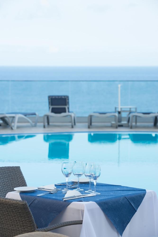 Apartahotel Duas Torres