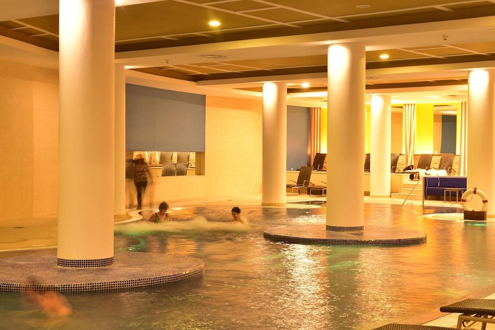 Pestana Casino Park & Casino Funchal (Madeira)