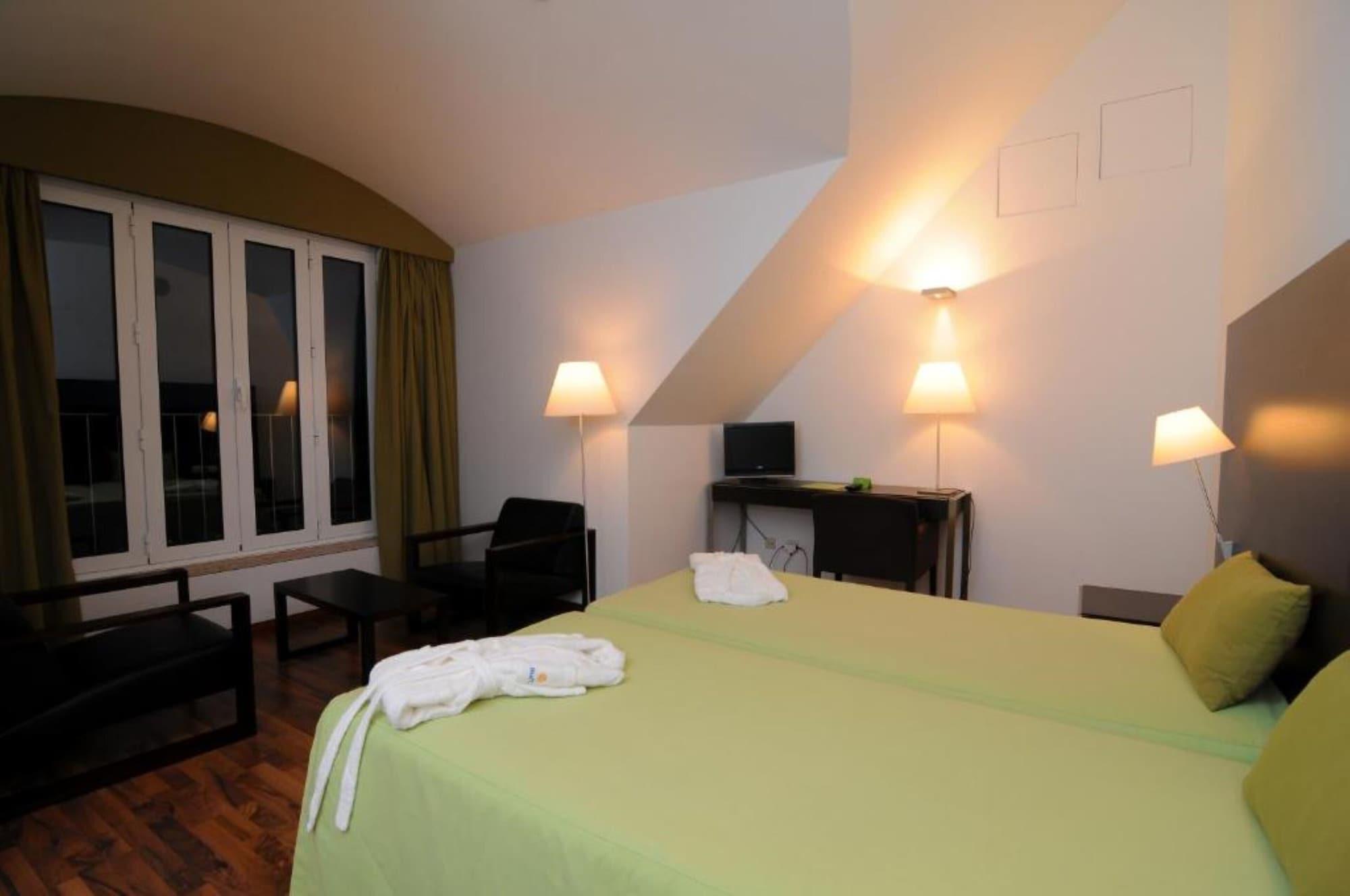 Hotel Inatel 3*