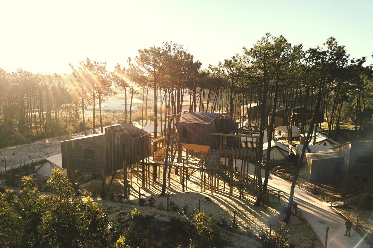 Bukubaki Eco Surf Resort 4*