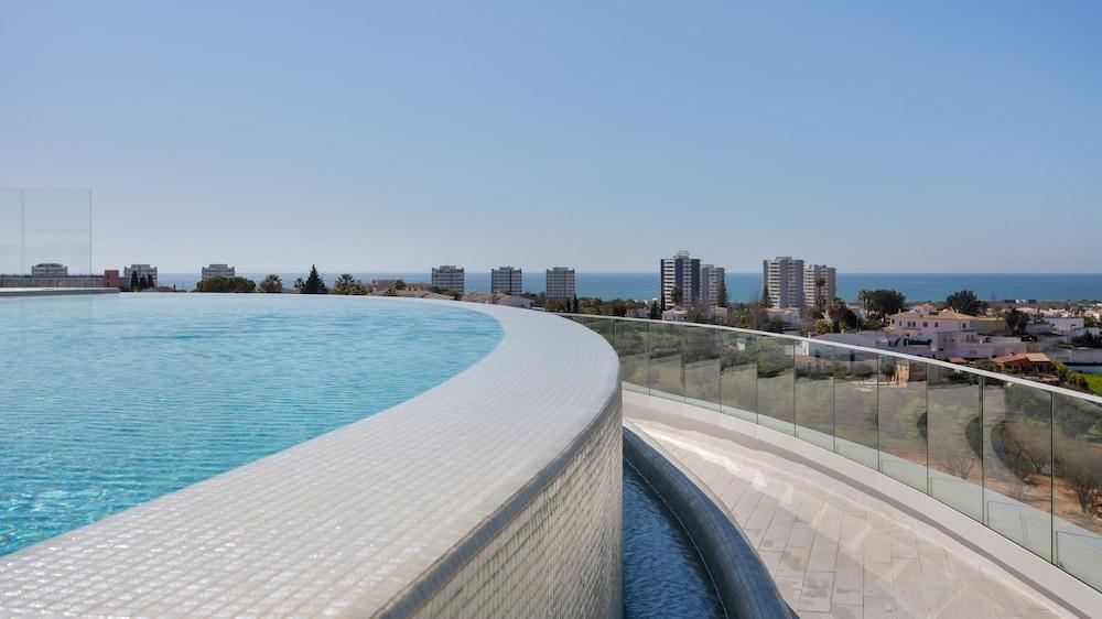 Longevity Health & Wellness - Adults Only Hotel