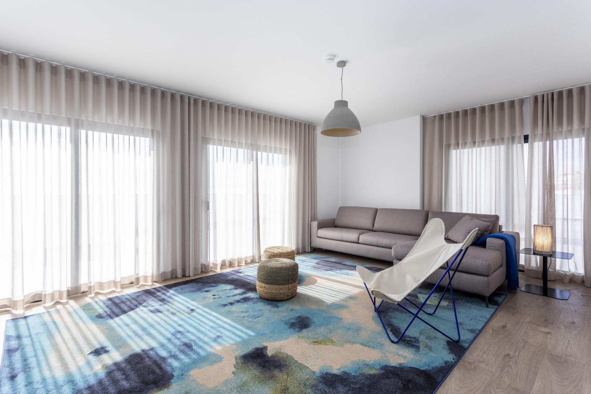 And The Sea Aparthotel 4*