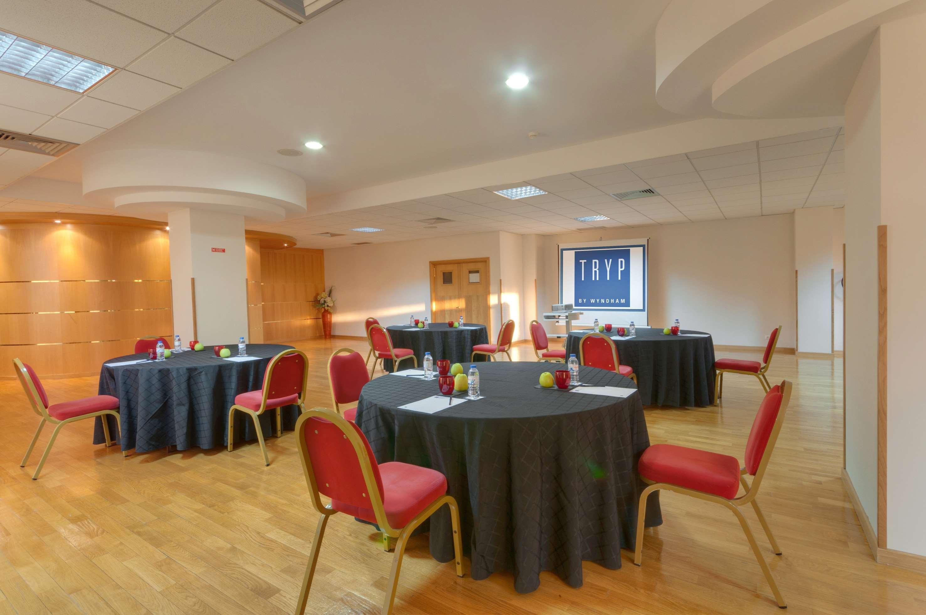Hotel Dona Maria Affiliated By Melia 4*