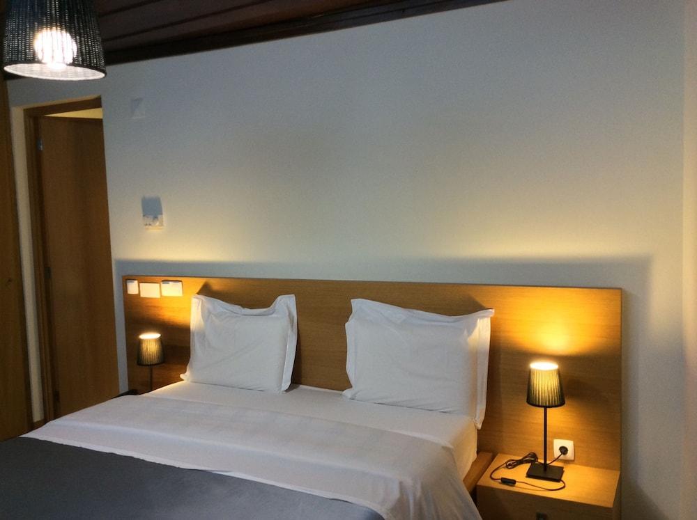 Hotel Rural Alves - Braga - Casa Alves De Torneiros 4*