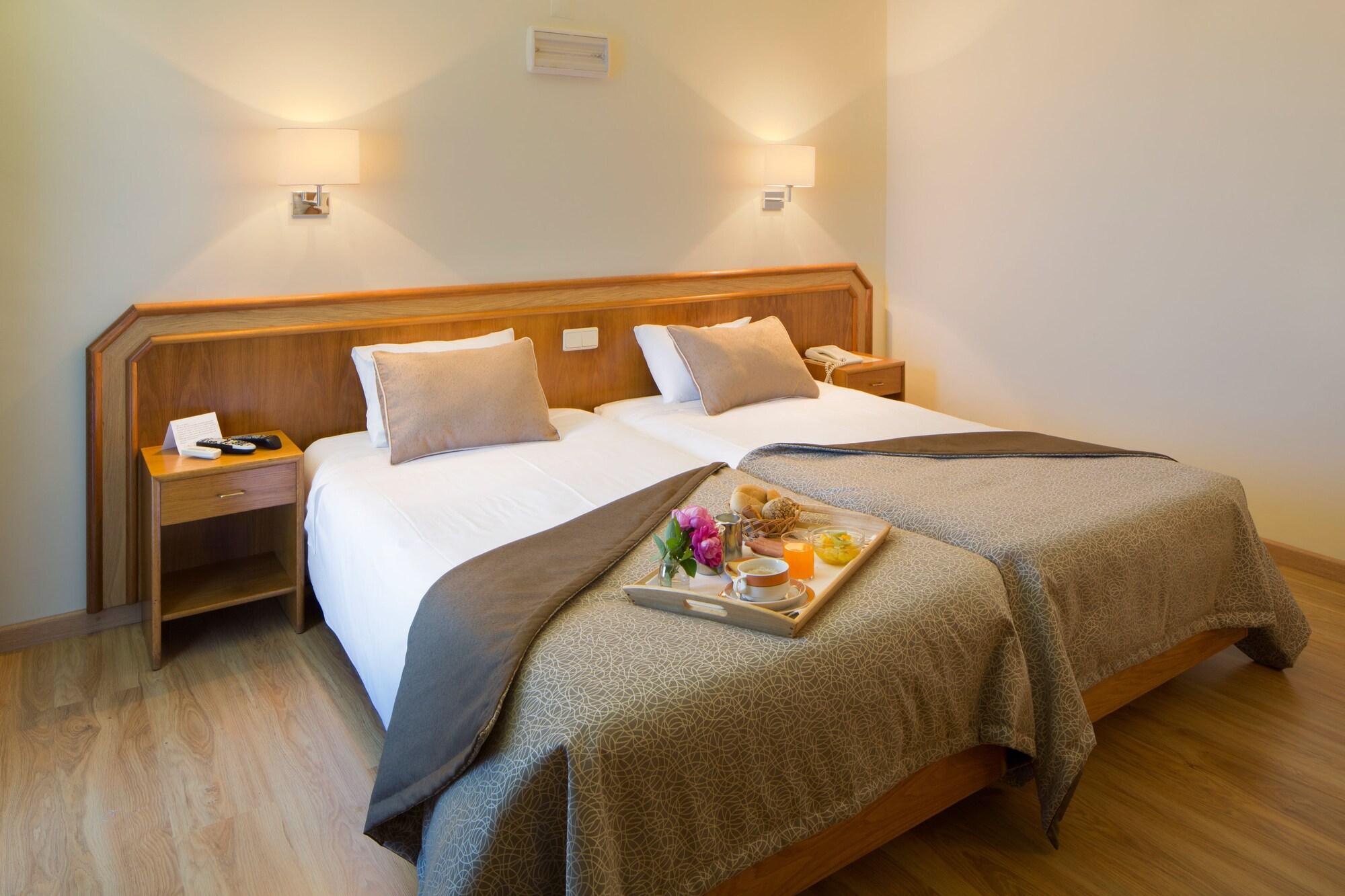 Hotel Sao Jorge Garden Velas