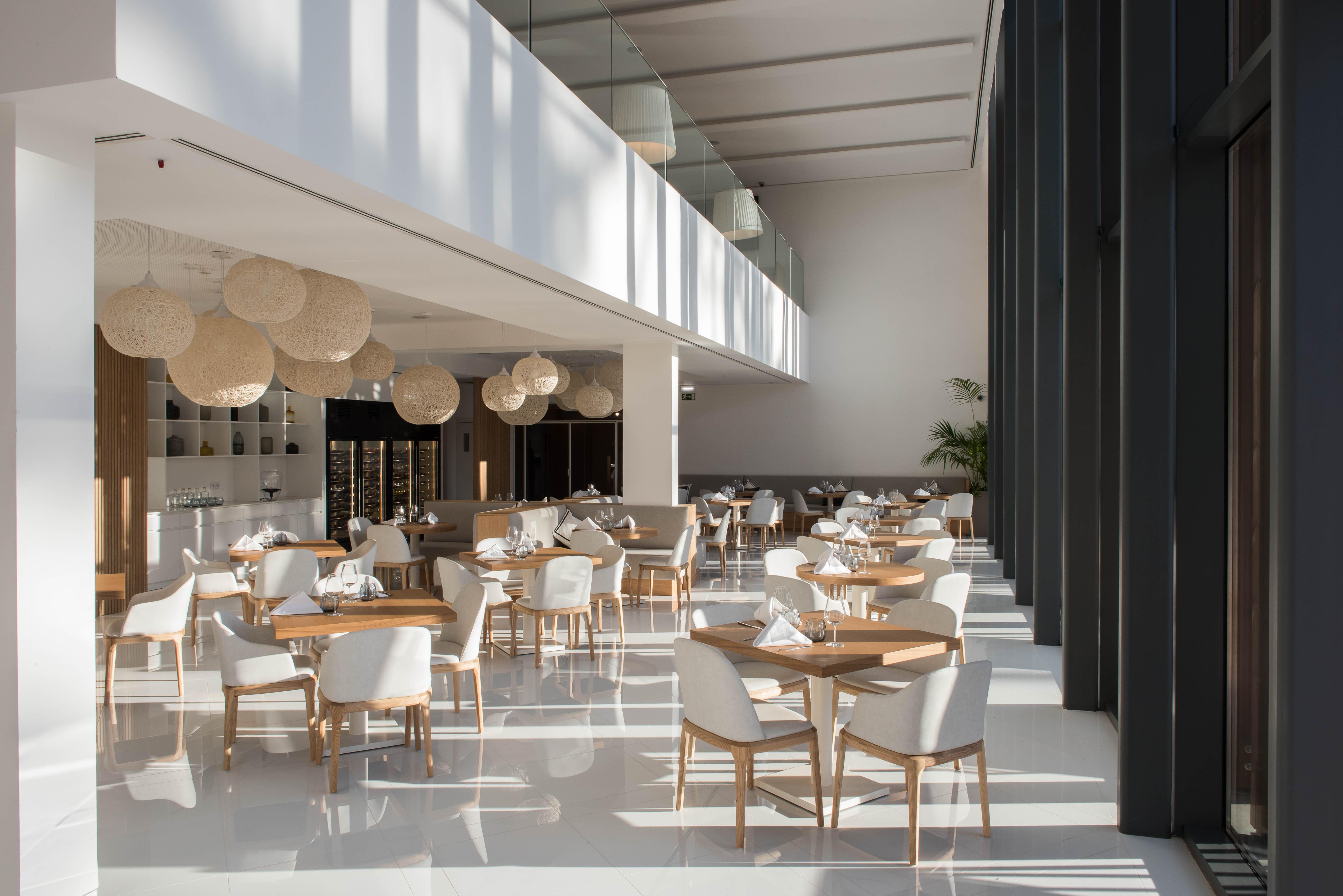 Aroeira Lisbon - Sea & Golf Hotel