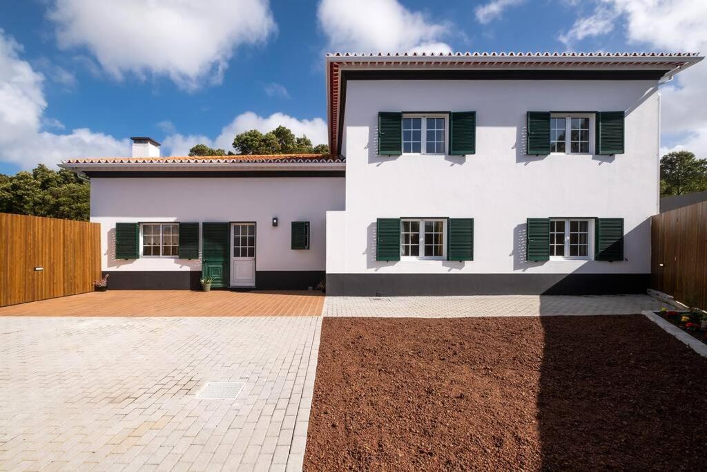 Batalha Family House Holiday home *