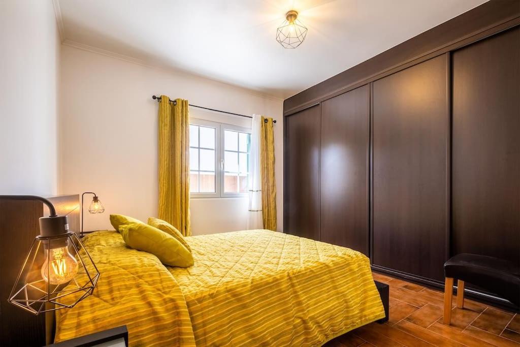 Batalha Family House Holiday home Fenais da Luz