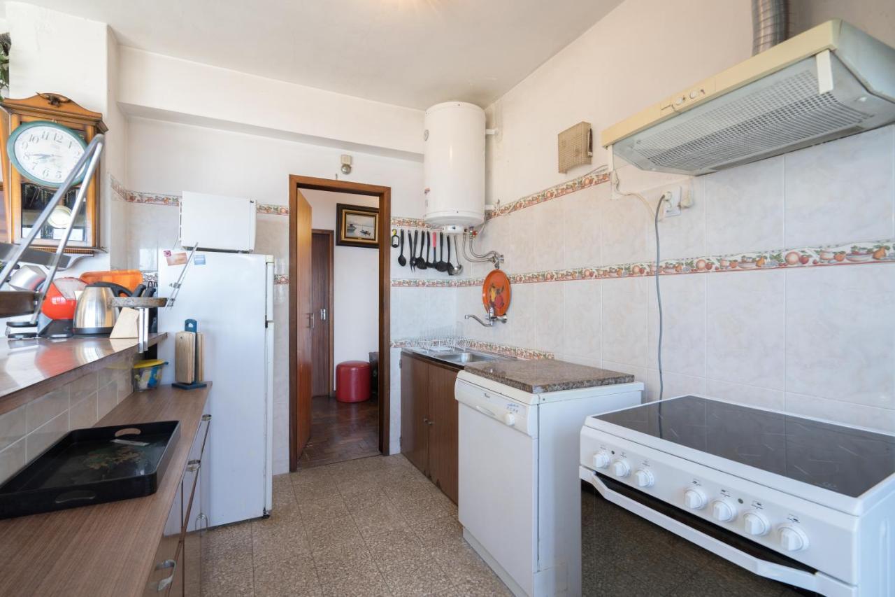 Host Wise - Spacious & Sunny Vintage At The Apartment Vila do Conde