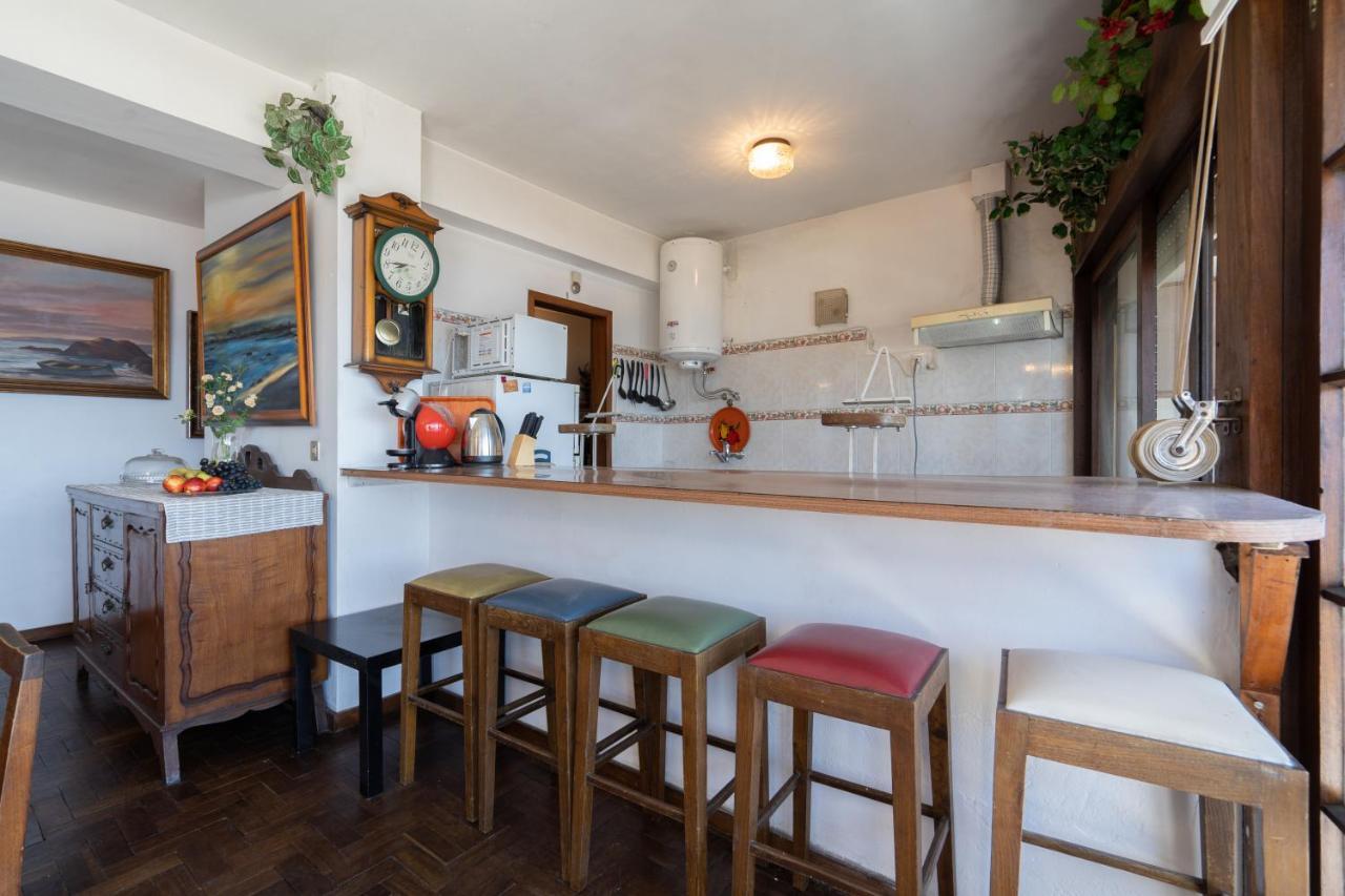 Host Wise - Spacious & Sunny Vintage At The *