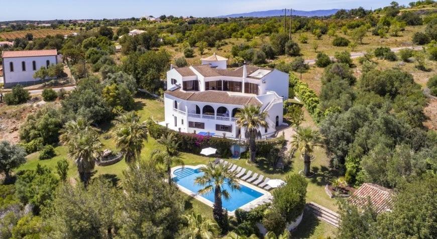 Charming Algarve Quinta Luz 9 Bedrooms Large Pool Snooker Table Villa