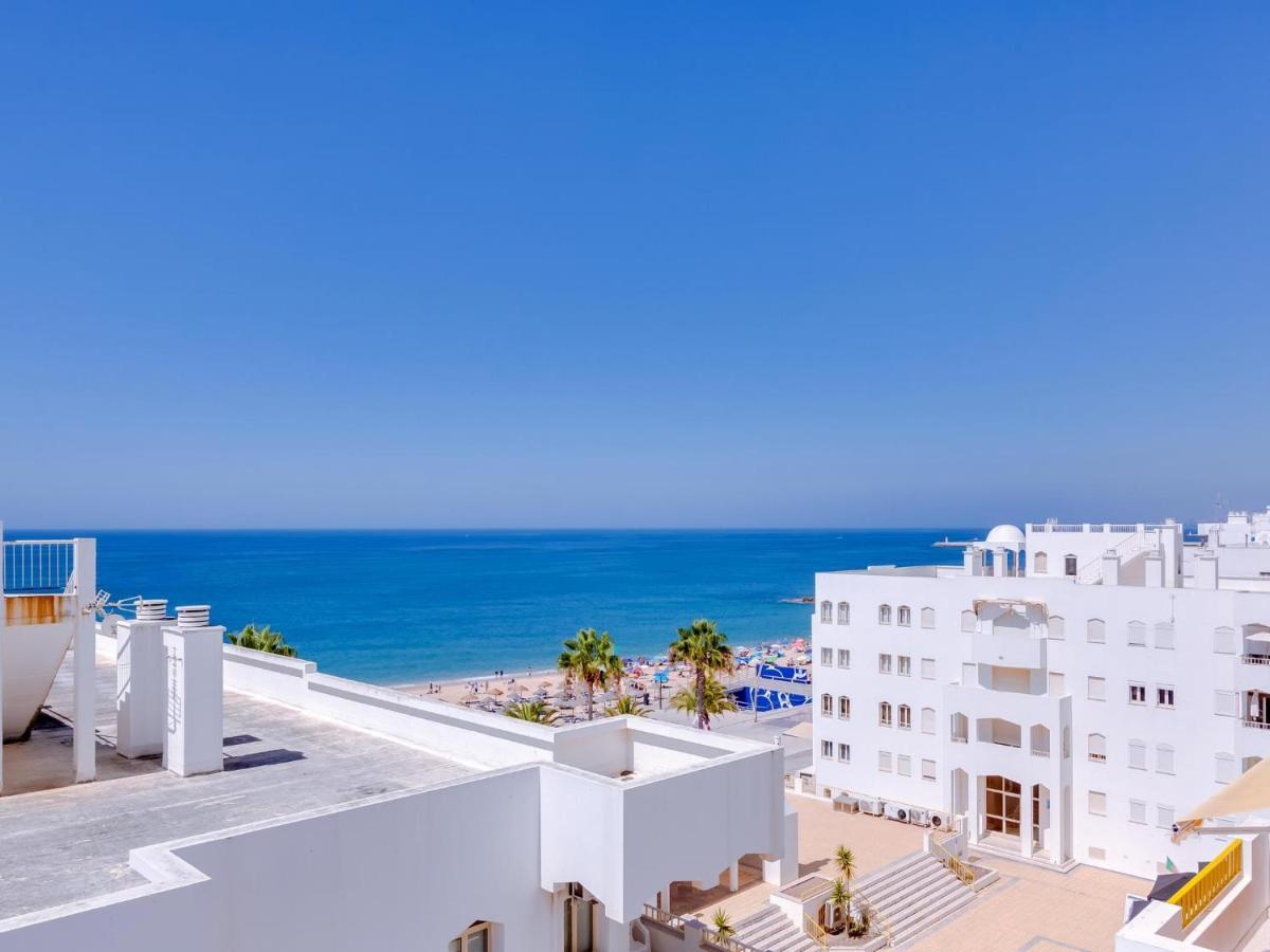 Al - Atlantida Penthouse Quarteira