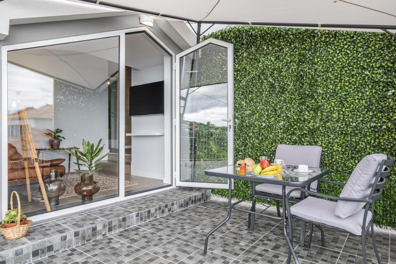 Upland Ii By Madeira Sun Travel Apartment