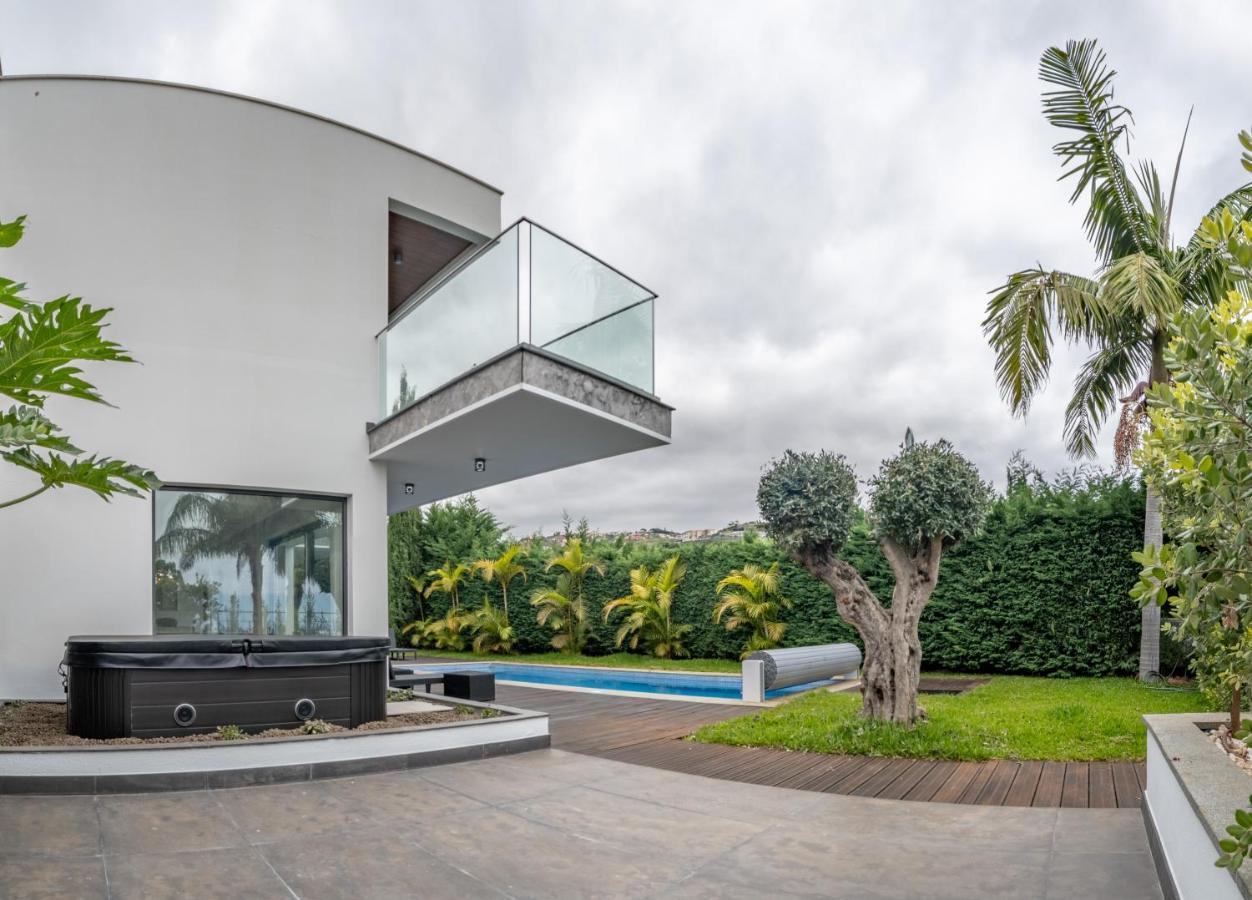 Villa Arieiro Villa *