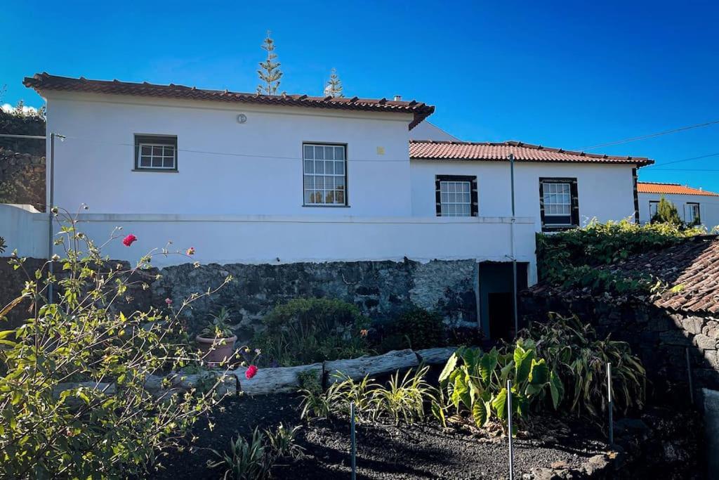 Casa Da Latada Holiday home Sao Roque do Pico