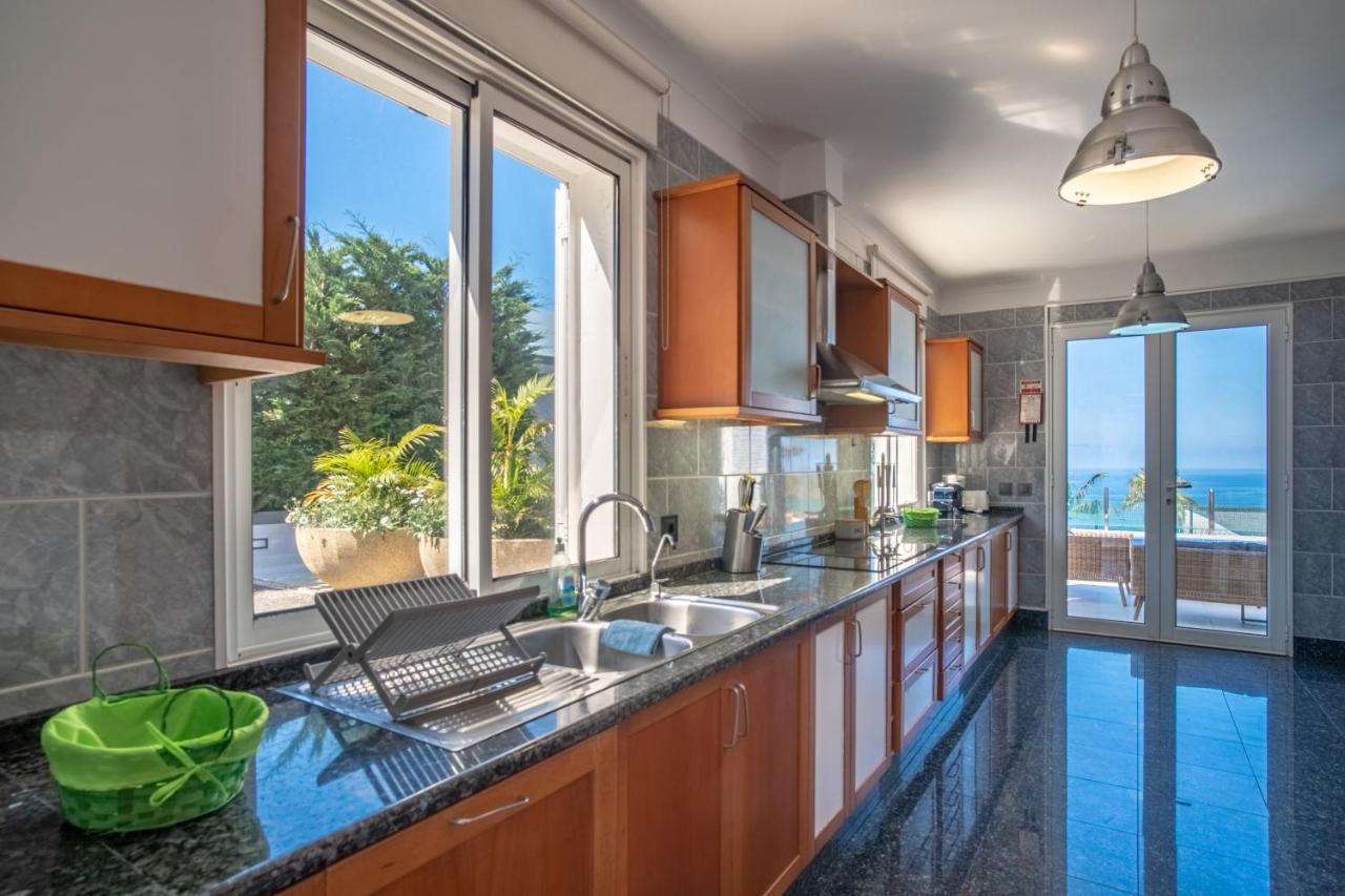 Loureiro Palace With Soccer Field Villa