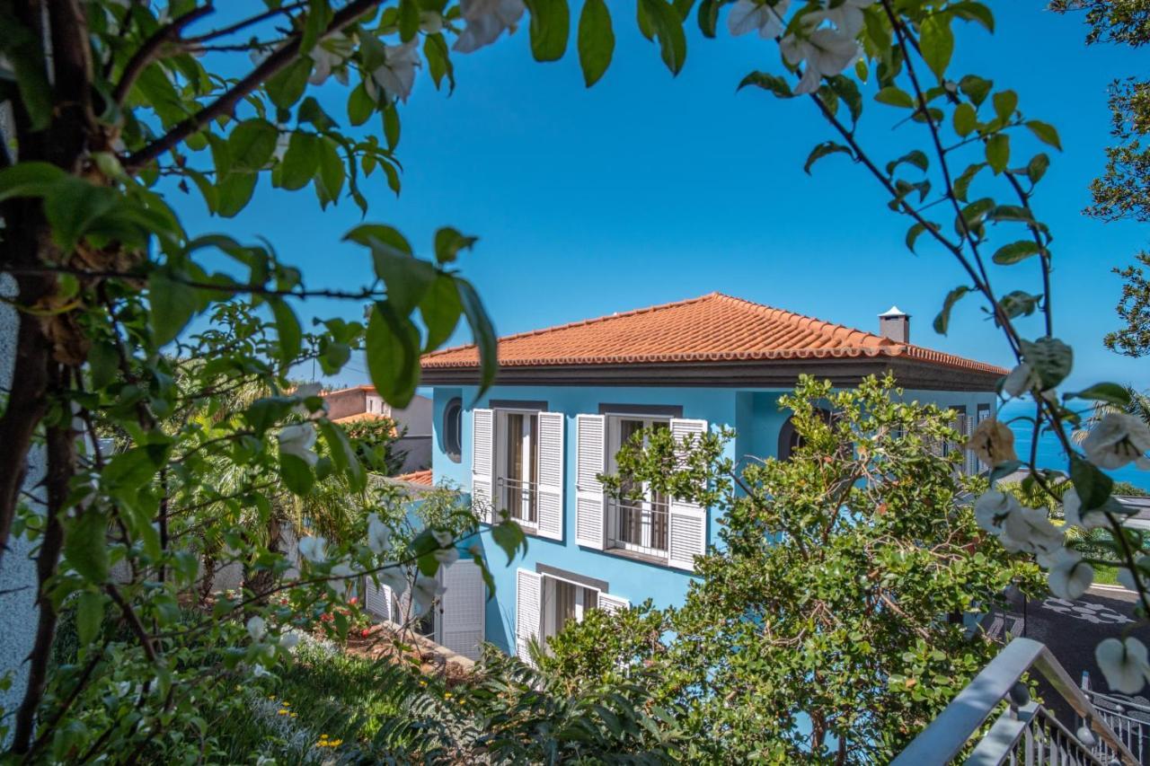 Loureiro Palace With Soccer Field Villa