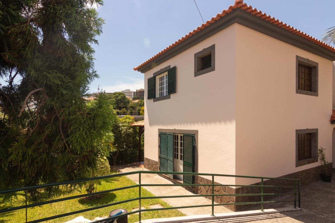 Pilar House Holiday home *