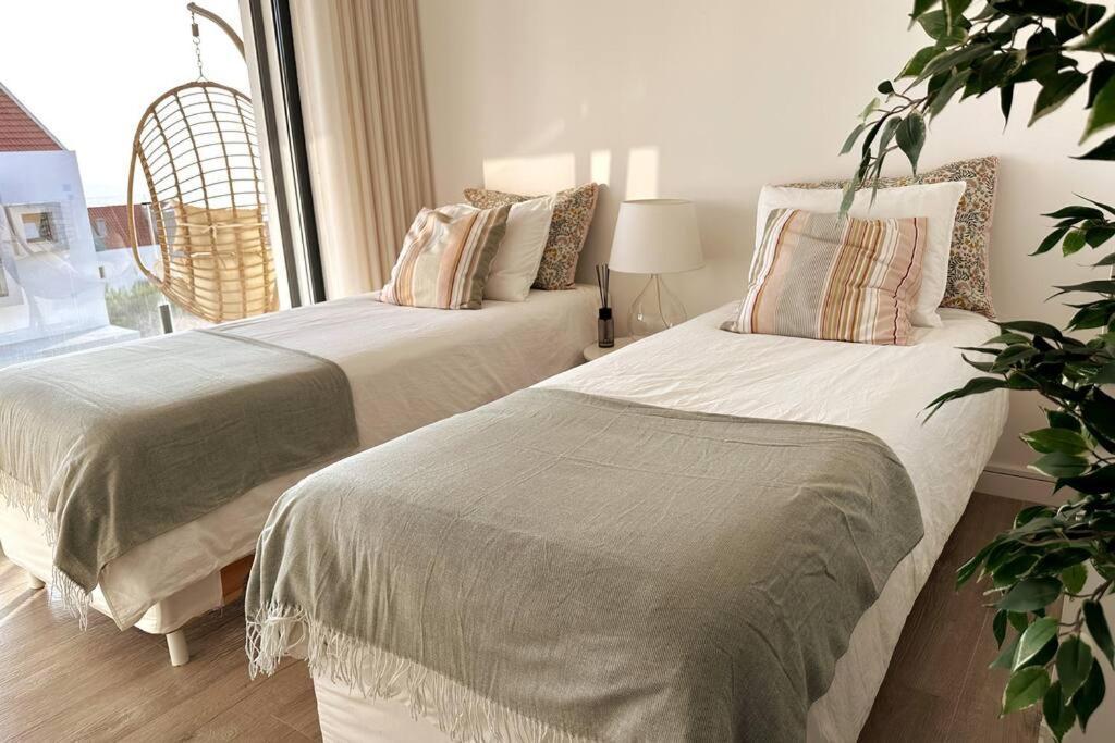 Beach, Ocean View & Bright House Villa Ericeira