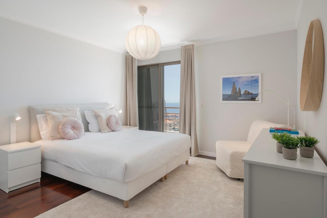 Apartment Canico Vii By An Island *