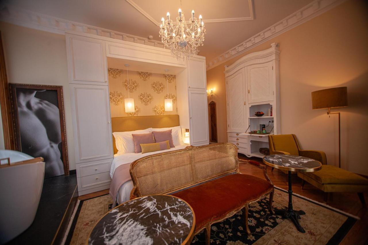 Hotel Storytellers Palace