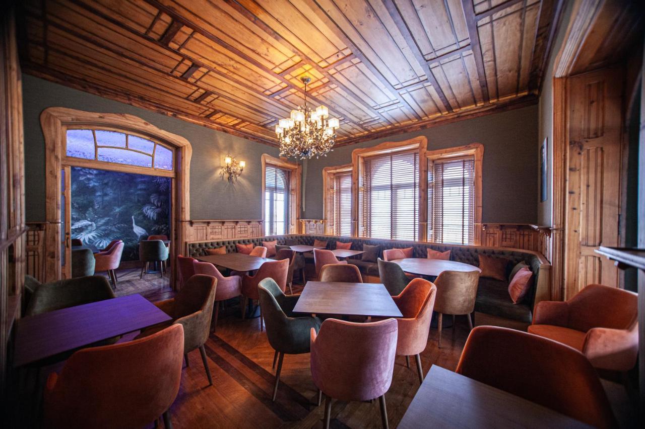 Storytellers Palace Hotel