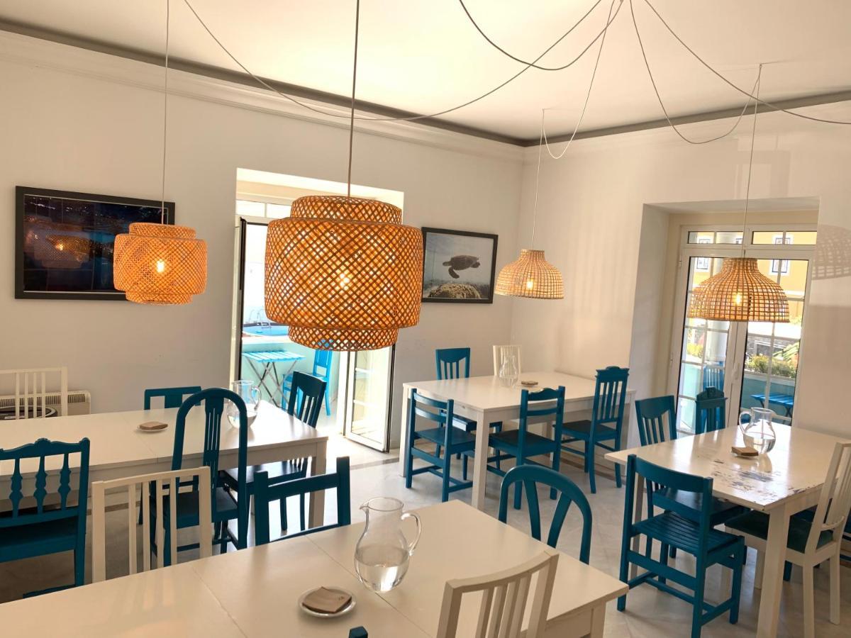 Impact House Hostal *