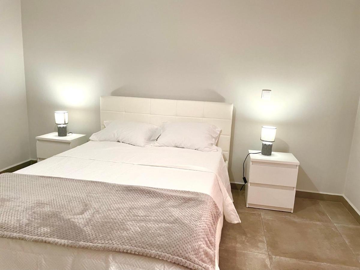 Holiday home Casa Yeni Modern Two Bedrooms Arco da Calheta (Madeira)