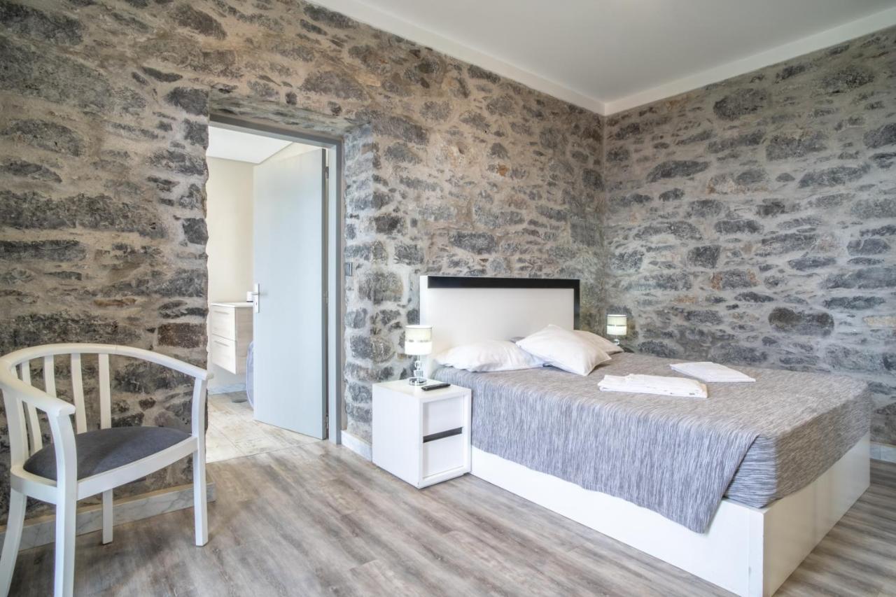 Vakantiehuis Madeirense In Santa Cruz *