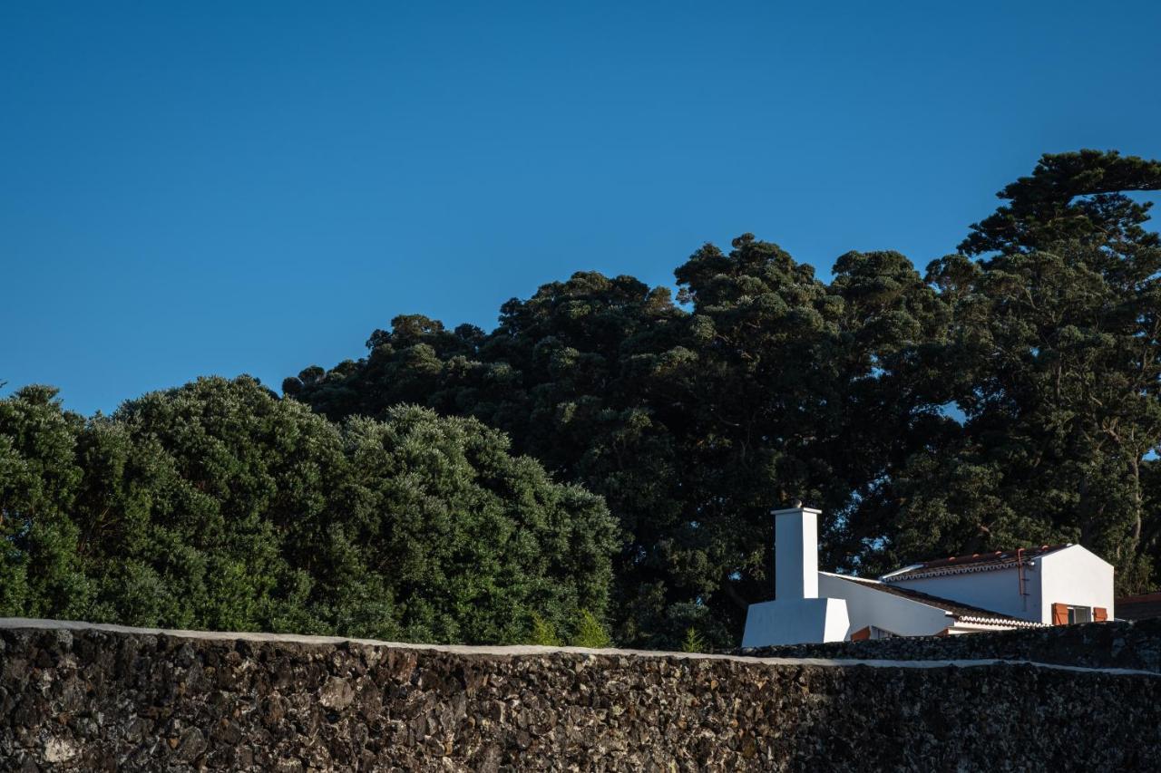 Entre Muros - - Casa Com Jardim E Acesso Direto Ao Mar