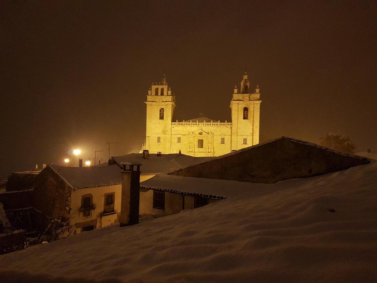 Casa Da Praca *