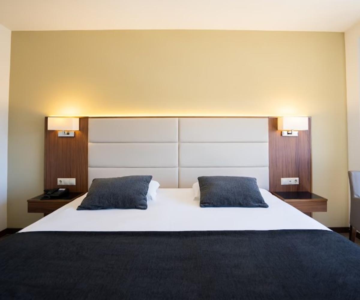 Hotel Exe Sao Lazaro 4*
