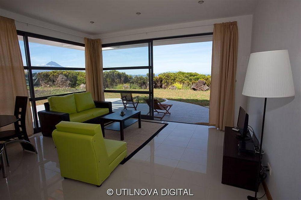 Guest house Cantinho Buganvilias At**** Queimada (Azores)