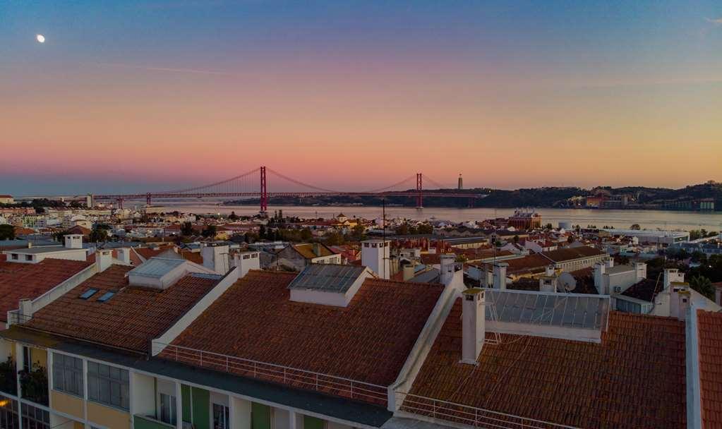 Wine & Books Hotel Lisbon