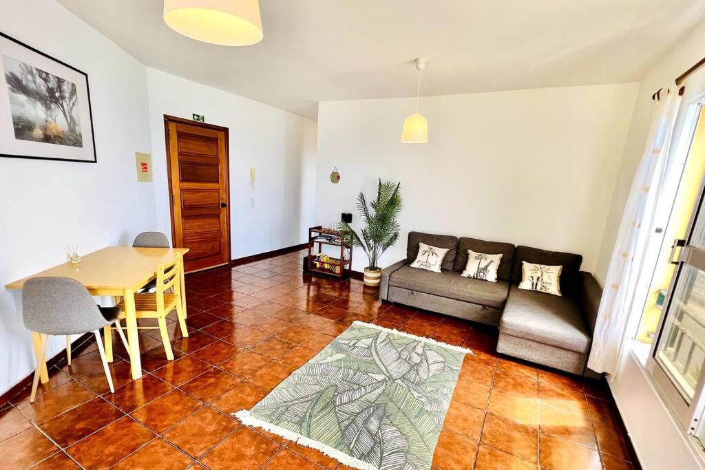 Apartment Apartment Paulo By Your Madeira Rentals *