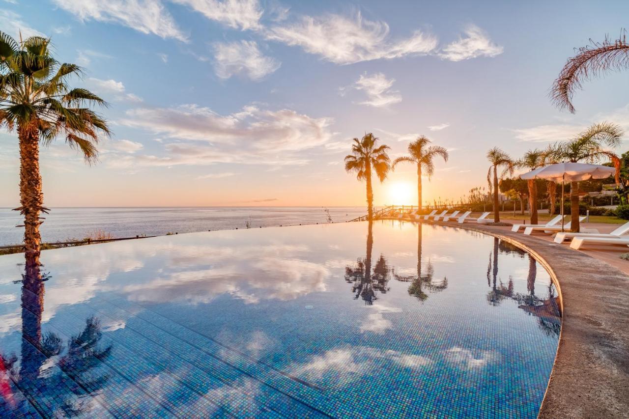 Bm - 3 Pools-gym-ac-huge Balcony Sea View *