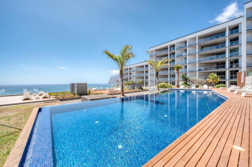Bm - 3 Pools-gym-ac-huge Balcony Sea View